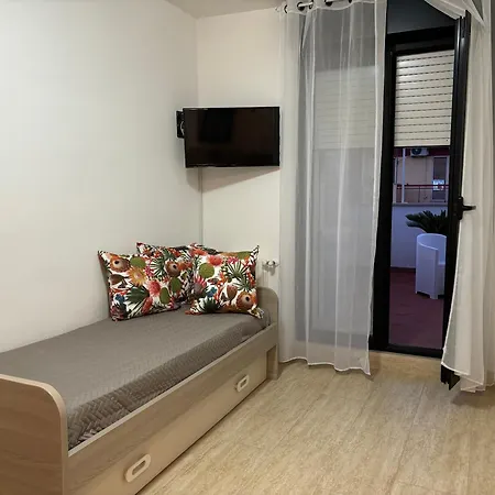 Arene Apartment Terracina